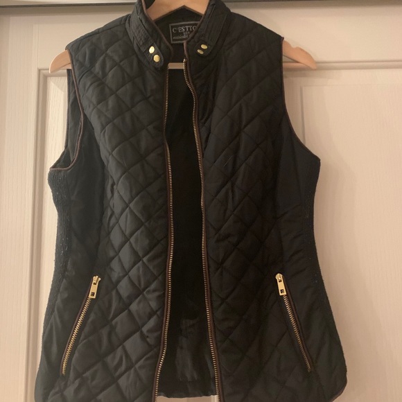 Jackets & Blazers - women’s black quilted vest